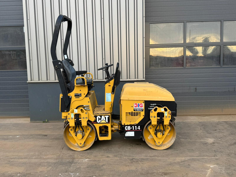 Caterpillar CB114 - Rodillo: foto 5 Caterpillar CB114 - Rodillo: foto 5