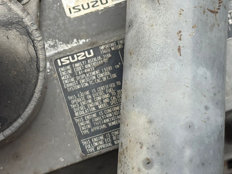 Excavadora de cadenas Hitachi ZX210LC-3: foto 15