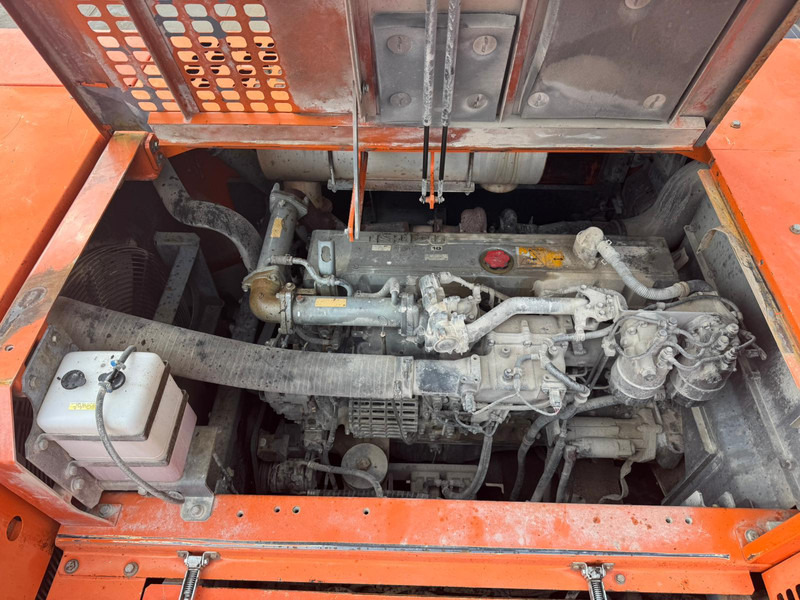 Excavadora de cadenas Hitachi ZX670LCH-3: foto 14