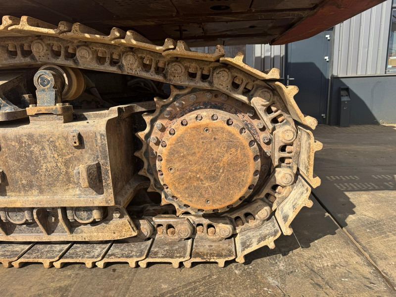 Excavadora de cadenas Hitachi ZX670LCH-3: foto 17