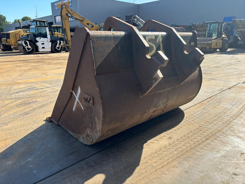 Verachtert GP bucket CW70 for 374F - Cazo: foto 4 Verachtert GP bucket CW70 for 374F - Cazo: foto 4