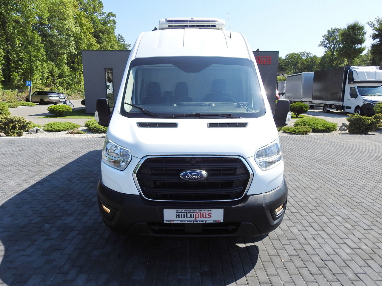 FORD TRANSIT REFRIGERATOR VAN 0*C HEATING FUNCTION CRUISE CONTROL AIR CONDITIONING LED LIGHTS 130HP - Furgoneta frigorifica: foto 5 FORD TRANSIT REFRIGERATOR VAN 0*C HEATING FUNCTION CRUISE CONTROL AIR CONDITIONING LED LIGHTS 130HP - Furgoneta frigorifica: foto 5