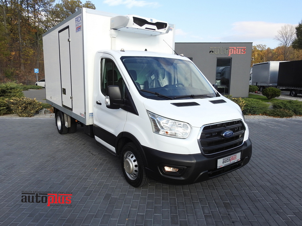FORD TRANSIT REGRIGERATOR BOX -10*C POWER SUPPLY 230V CRUISE CONTROL AIR CONDITIONING LED LIGHTS PNEUMATICS TWIN WHEELS 130HP - Furgoneta frigorifica: foto 1 FORD TRANSIT REGRIGERATOR BOX -10*C POWER SUPPLY 230V CRUISE CONTROL AIR CONDITIONING LED LIGHTS PNEUMATICS TWIN WHEELS 130HP - Furgoneta frigorifica: foto 1