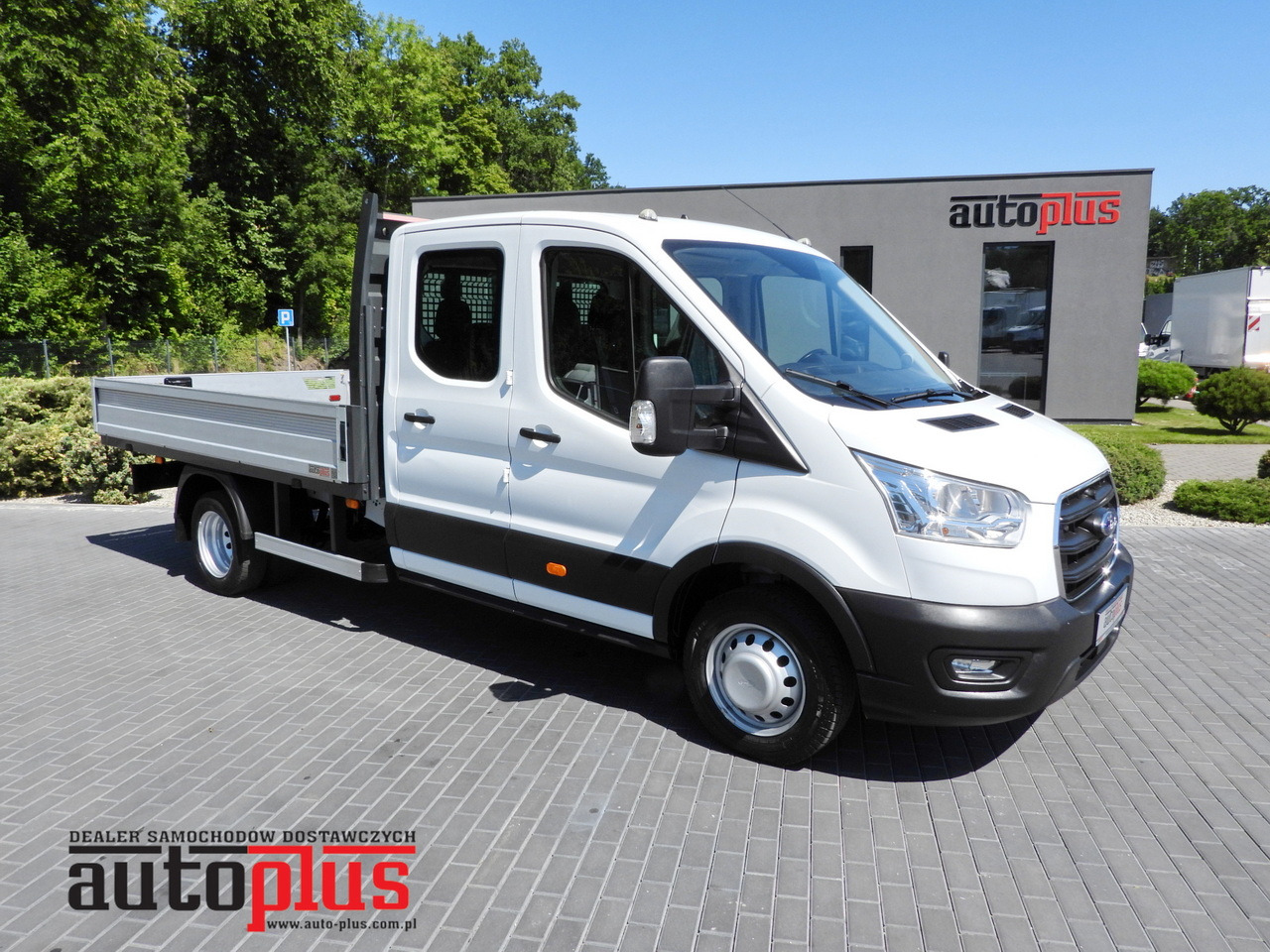 FORD TRANSIT STAKE BODY DOUBLE CABIN DOKA 7 SEATS TWIN WHEELS AIR CONDITIONING 130HP - Furgoneta caja abierta: foto 1 FORD TRANSIT STAKE BODY DOUBLE CABIN DOKA 7 SEATS TWIN WHEELS AIR CONDITIONING 130HP - Furgoneta caja abierta: foto 1