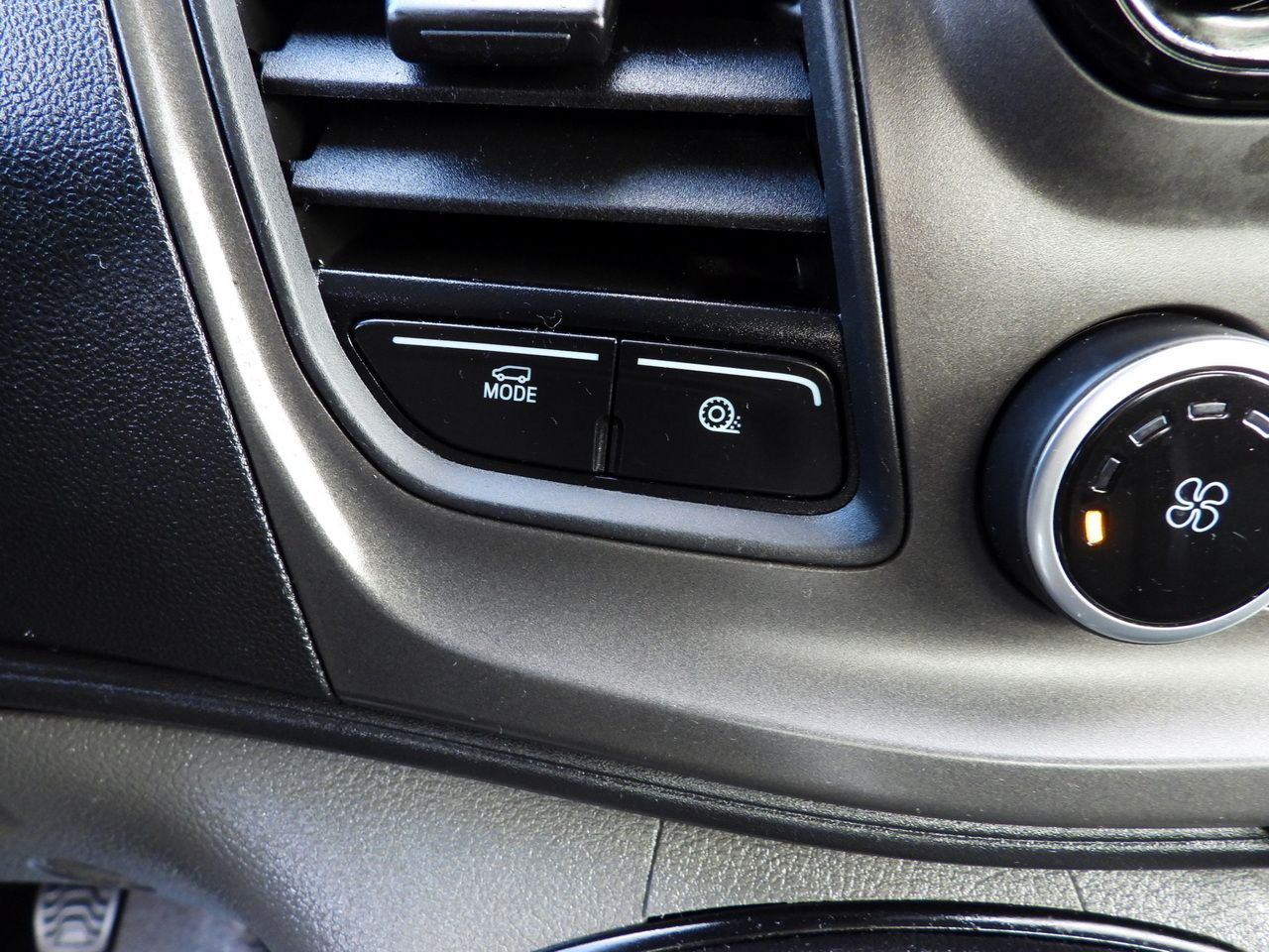 Furgoneta basculante FORD TRANSIT TIPPER CRUISE CONTROL LED LIGHTS TWIN WHEELS AIR CONDITIONING  130HP: foto 41