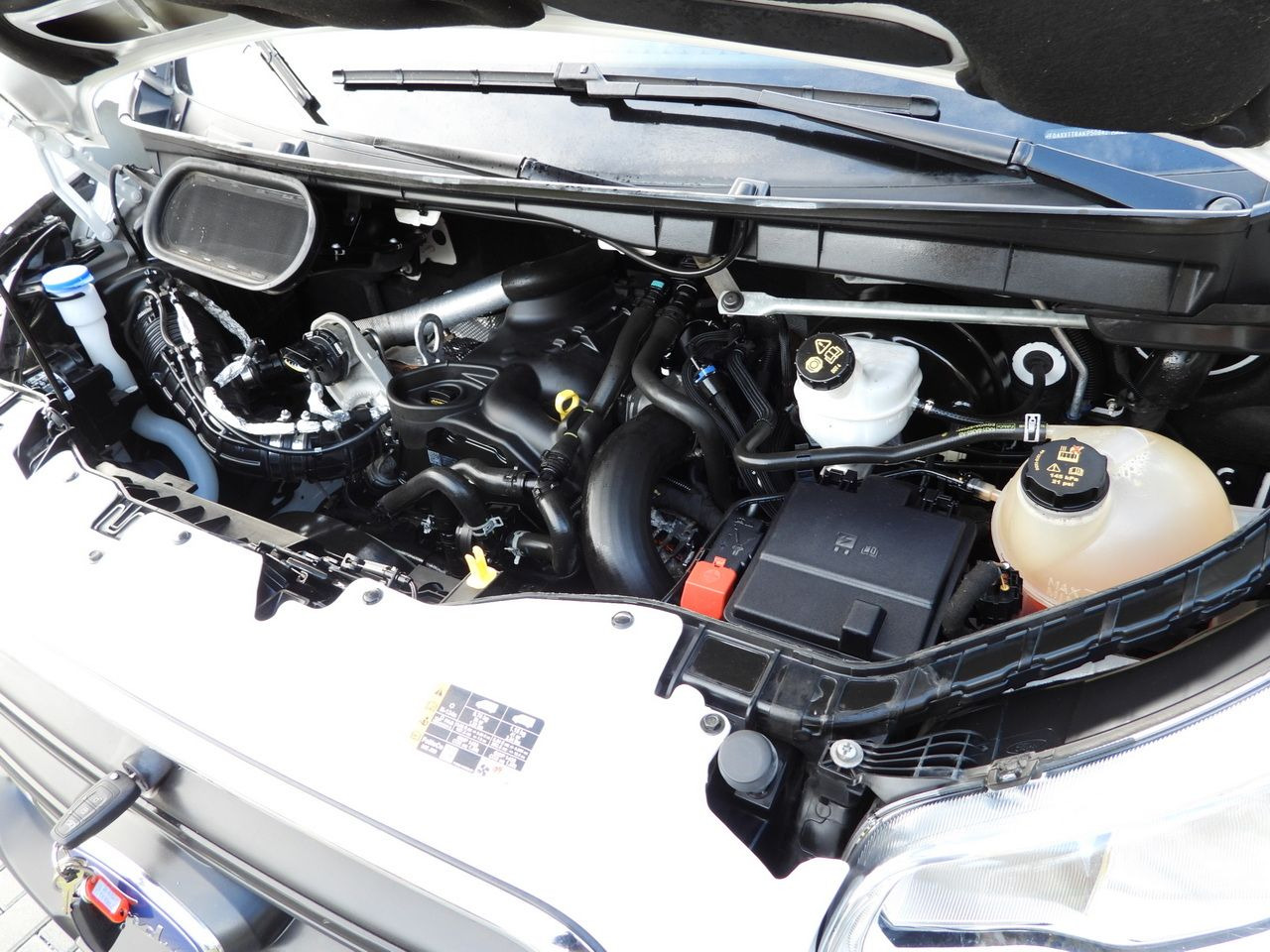 Furgoneta basculante FORD TRANSIT TIPPER CRUISE CONTROL LED LIGHTS TWIN WHEELS AIR CONDITIONING  130HP: foto 26