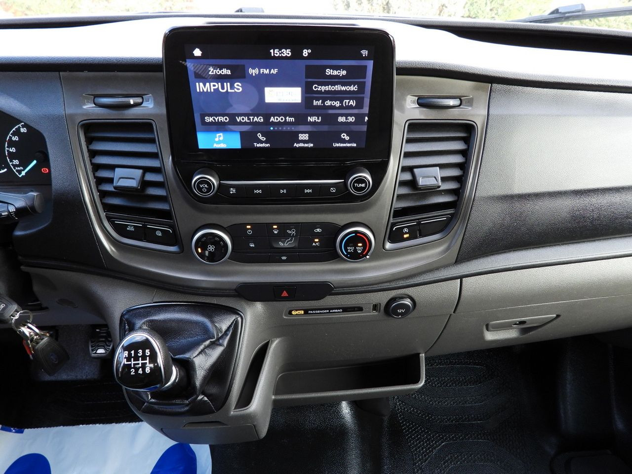 Furgoneta basculante FORD TRANSIT TIPPER CRUISE CONTROL LED LIGHTS TWIN WHEELS AIR CONDITIONING  130HP: foto 36