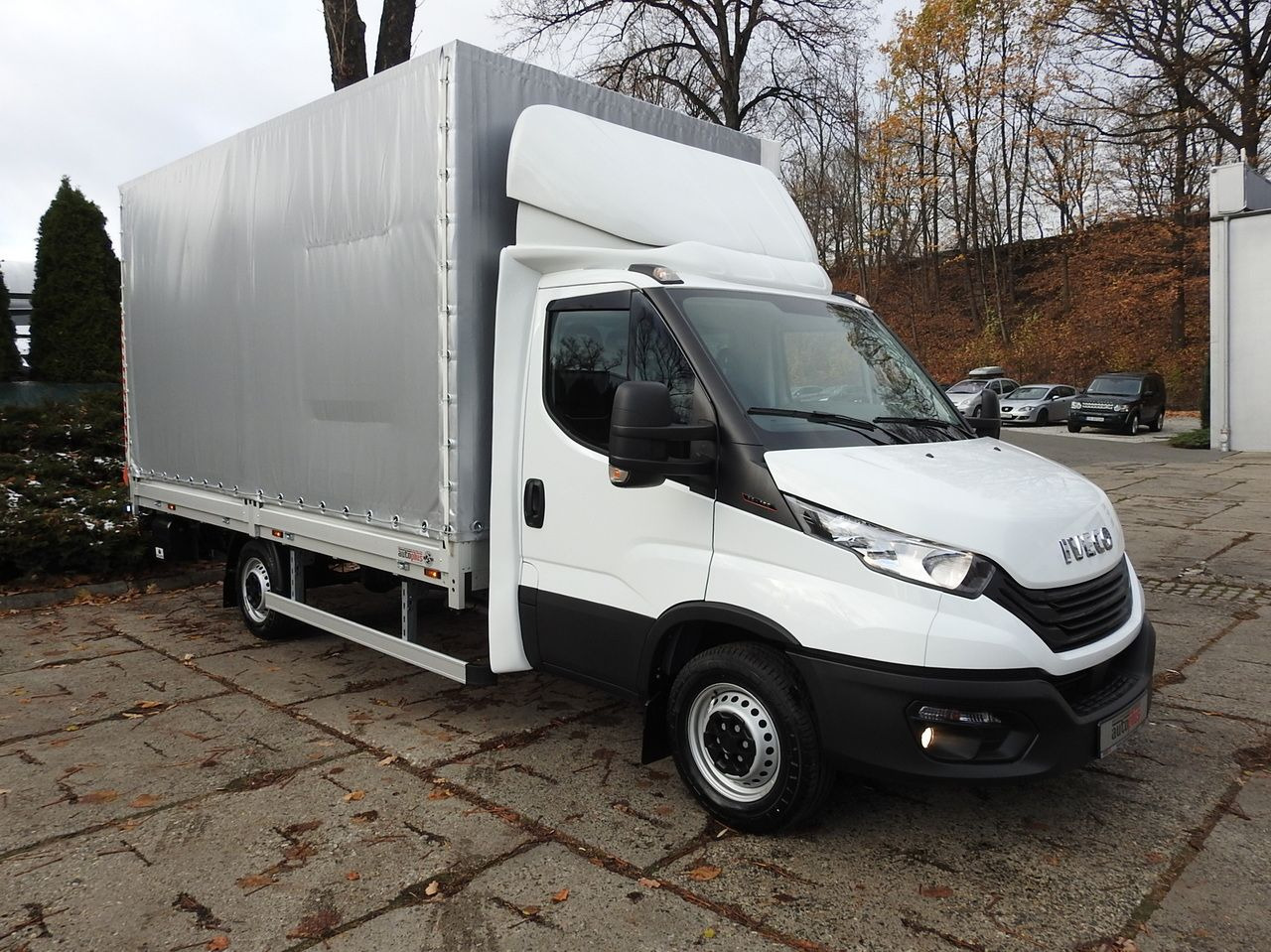 IVECO DAILY 35S16 NEW TARPAULIN LIFT 8 PALLETS CRUISE CONTROL AIR CONDITIONING 160HP - Furgoneta con lona: foto 4 IVECO DAILY 35S16 NEW TARPAULIN LIFT 8 PALLETS CRUISE CONTROL AIR CONDITIONING 160HP - Furgoneta con lona: foto 4