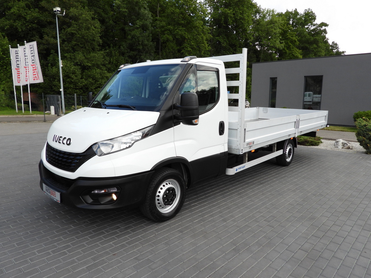 Furgoneta caja abierta IVECO DAILY 35S16 STAKE BODY 10 PALLETS CRUISE CONTROL AIR CONDITIONING  160HP: foto 6 Furgoneta caja abierta IVECO DAILY 35S16 STAKE BODY 10 PALLETS CRUISE CONTROL AIR CONDITIONING  160HP: foto 6