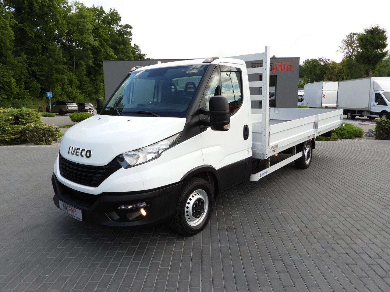 Furgoneta caja abierta IVECO DAILY 35S16 STAKE BODY 10 PALLETS CRUISE CONTROL AIR CONDITIONING  160HP: foto 17 Furgoneta caja abierta IVECO DAILY 35S16 STAKE BODY 10 PALLETS CRUISE CONTROL AIR CONDITIONING  160HP: foto 17