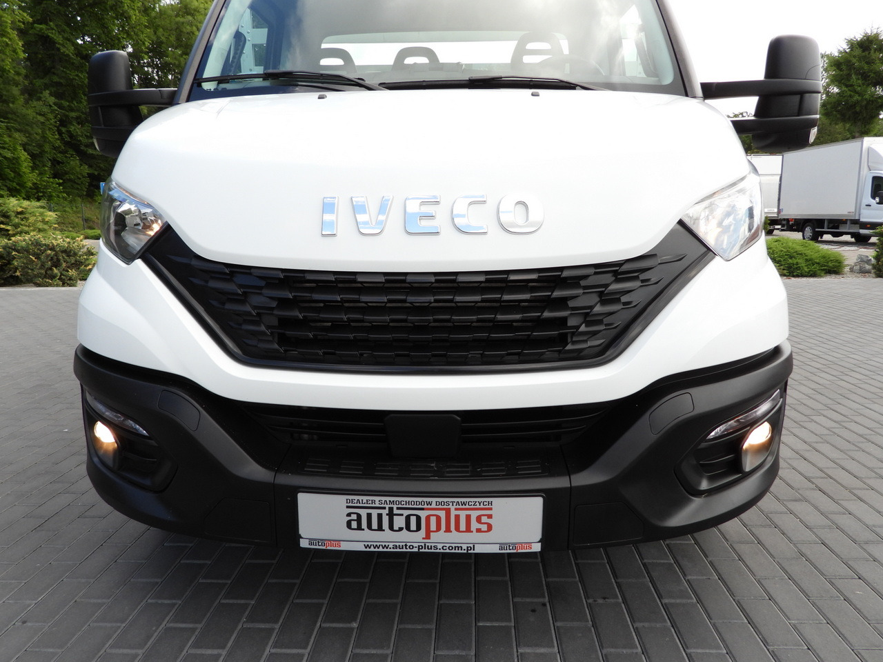 Furgoneta caja abierta IVECO DAILY 35S16 STAKE BODY 10 PALLETS CRUISE CONTROL AIR CONDITIONING  160HP: foto 14 Furgoneta caja abierta IVECO DAILY 35S16 STAKE BODY 10 PALLETS CRUISE CONTROL AIR CONDITIONING  160HP: foto 14