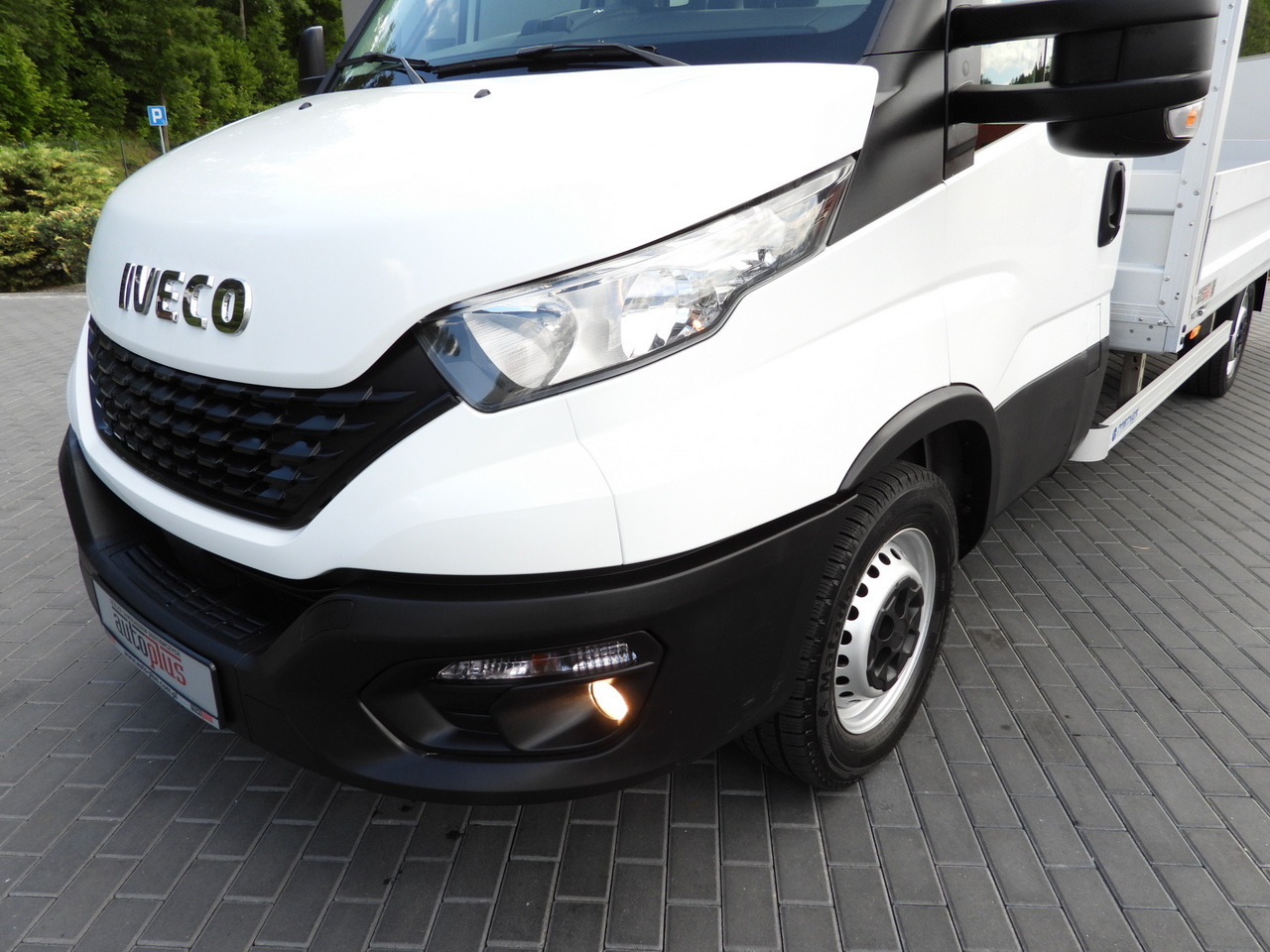Furgoneta caja abierta IVECO DAILY 35S16 STAKE BODY 10 PALLETS CRUISE CONTROL AIR CONDITIONING  160HP: foto 18 Furgoneta caja abierta IVECO DAILY 35S16 STAKE BODY 10 PALLETS CRUISE CONTROL AIR CONDITIONING  160HP: foto 18
