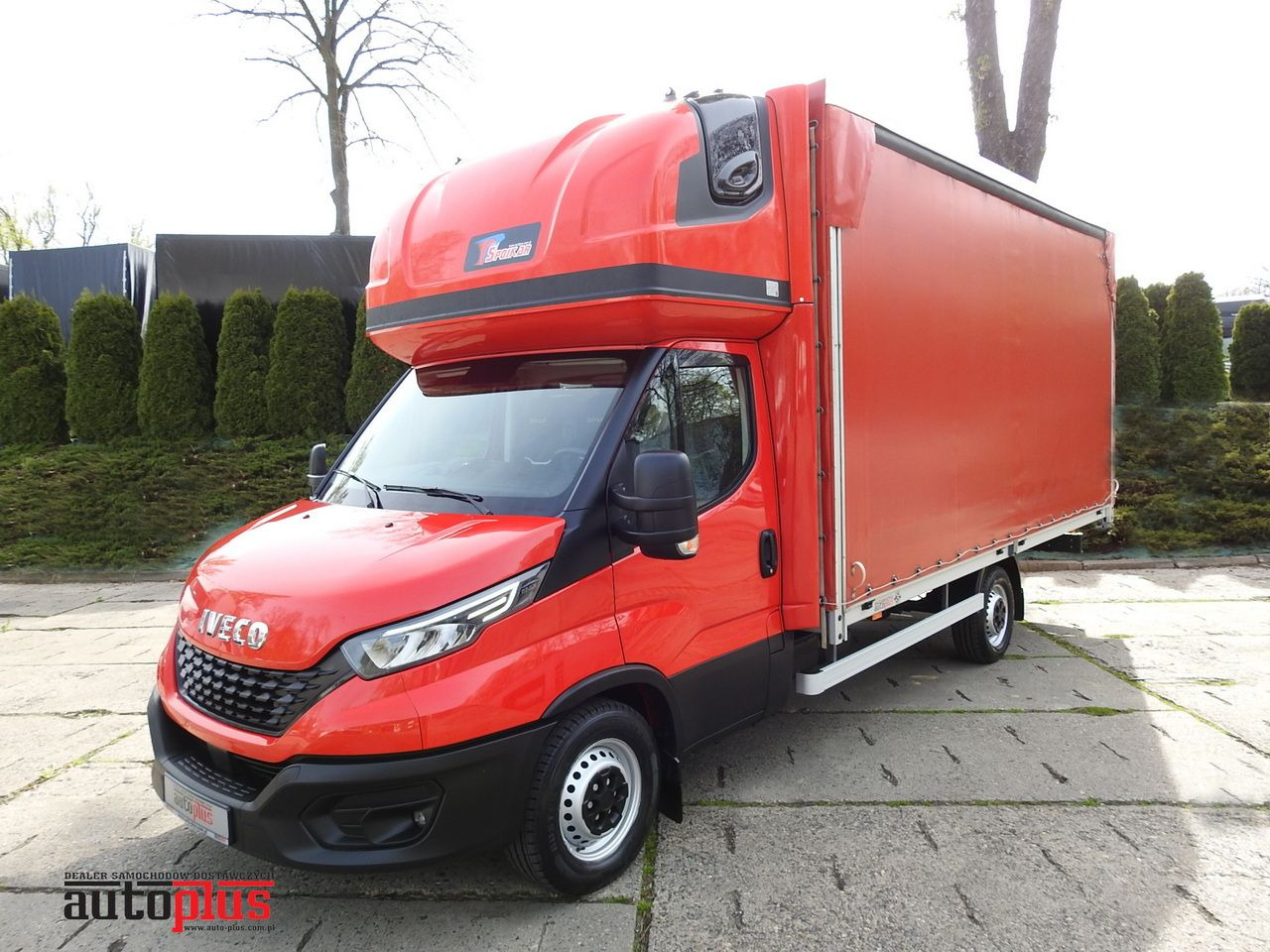 IVECO DAILY 35S18 TARPAULIN 10 PALLETS WEBASTO CRUISE CONTROL LED LIGHTS AIR CONDITIONING 180HP - Furgoneta con lona: foto 1 IVECO DAILY 35S18 TARPAULIN 10 PALLETS WEBASTO CRUISE CONTROL LED LIGHTS AIR CONDITIONING 180HP - Furgoneta con lona: foto 1