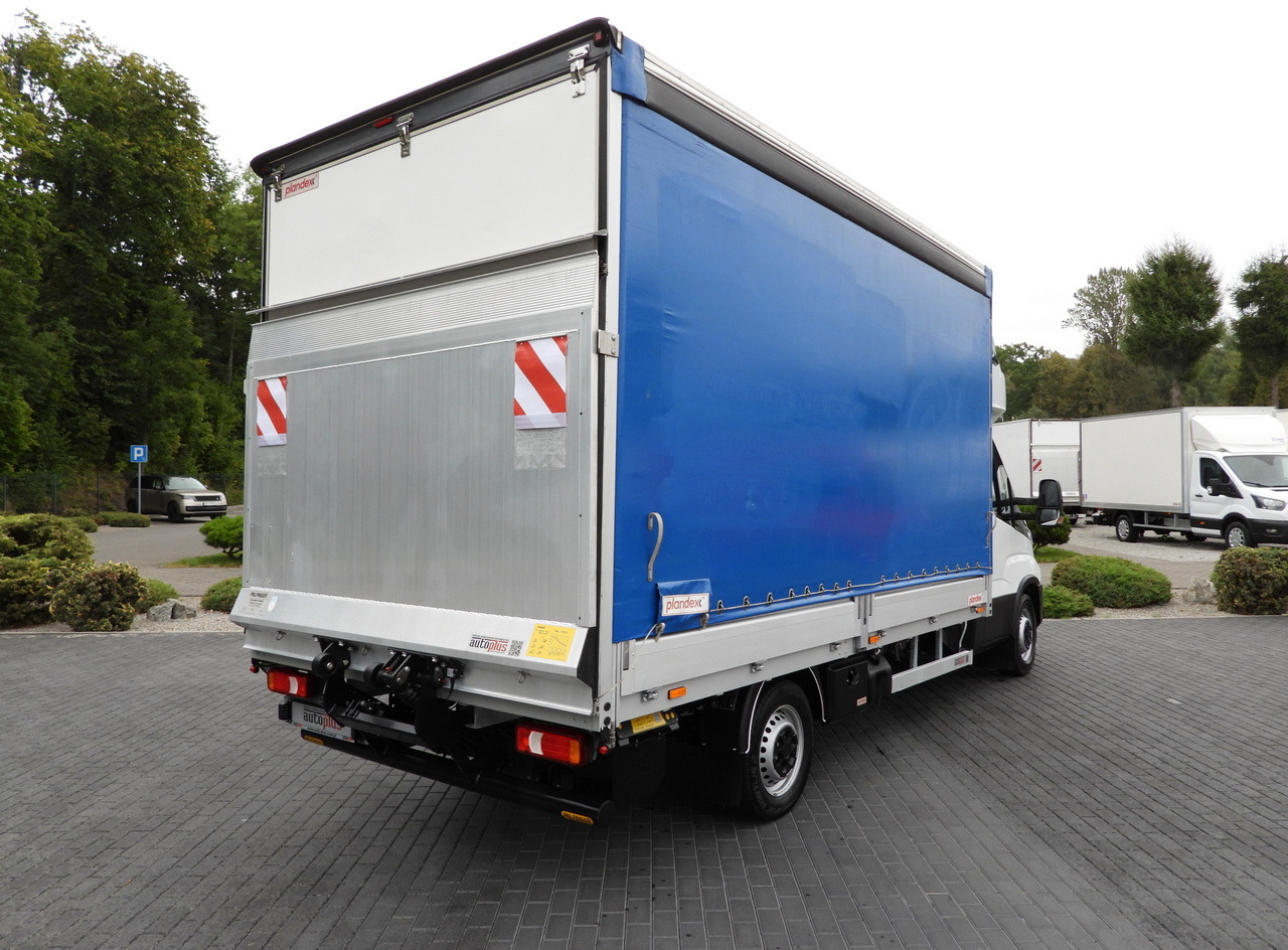 IVECO DAILY 35S18 TARPAULIN LIFT 8 PALLETS WEBASTO CRUISE CONTROL LED LIGHTS AIR CONDITIONING 180HP - Furgoneta con lona: foto 3 IVECO DAILY 35S18 TARPAULIN LIFT 8 PALLETS WEBASTO CRUISE CONTROL LED LIGHTS AIR CONDITIONING 180HP - Furgoneta con lona: foto 3