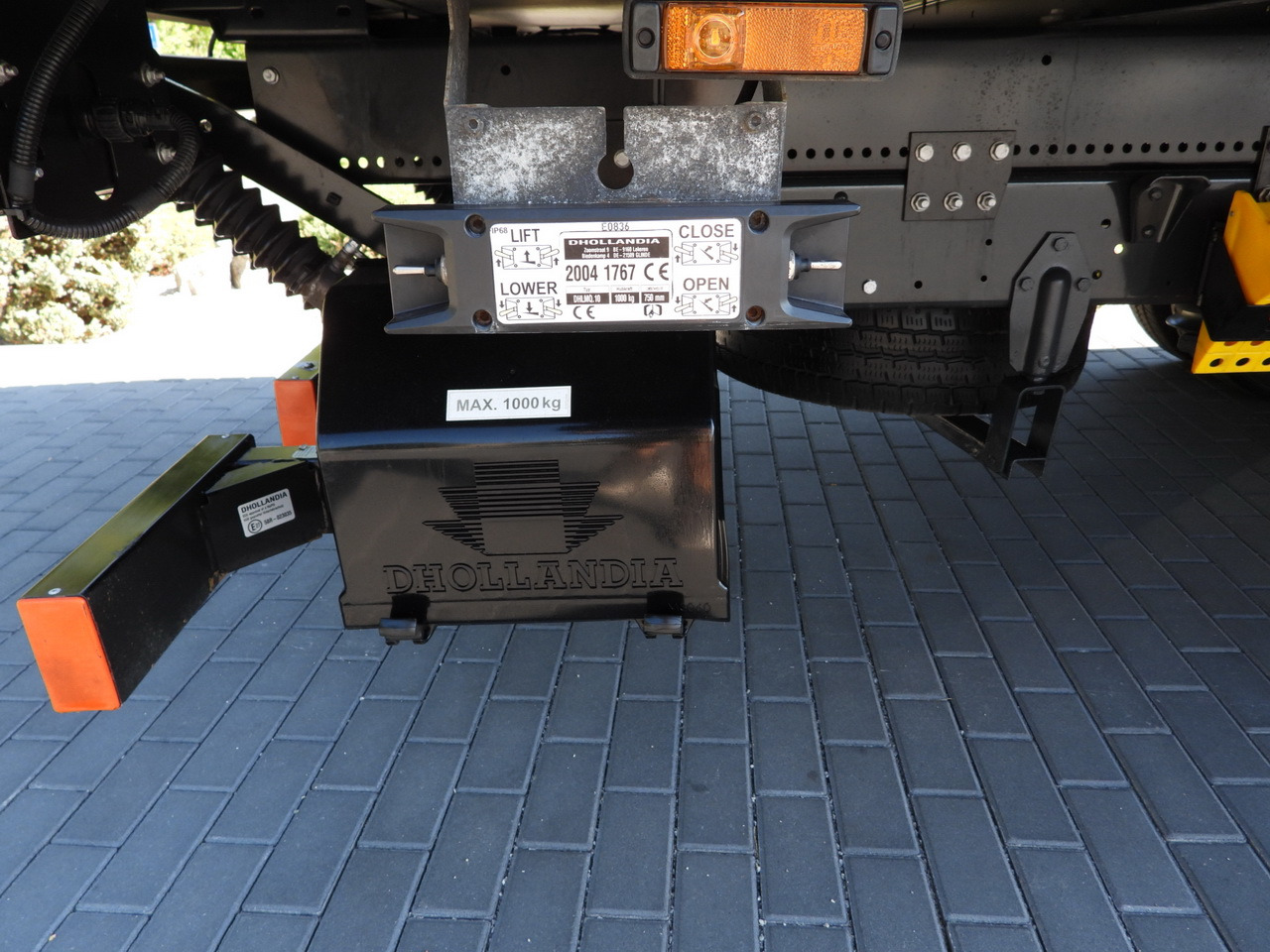 Furgoneta caja cerrada IVECO DAILY 72C18 LIFT 14 PALLETS CRUISE CONTROL PNEUMATICS AUTOMATIC TRANSMISSION HI-MATIC TWIN WHEELS AIR CONDITIONING  180HP: foto 18