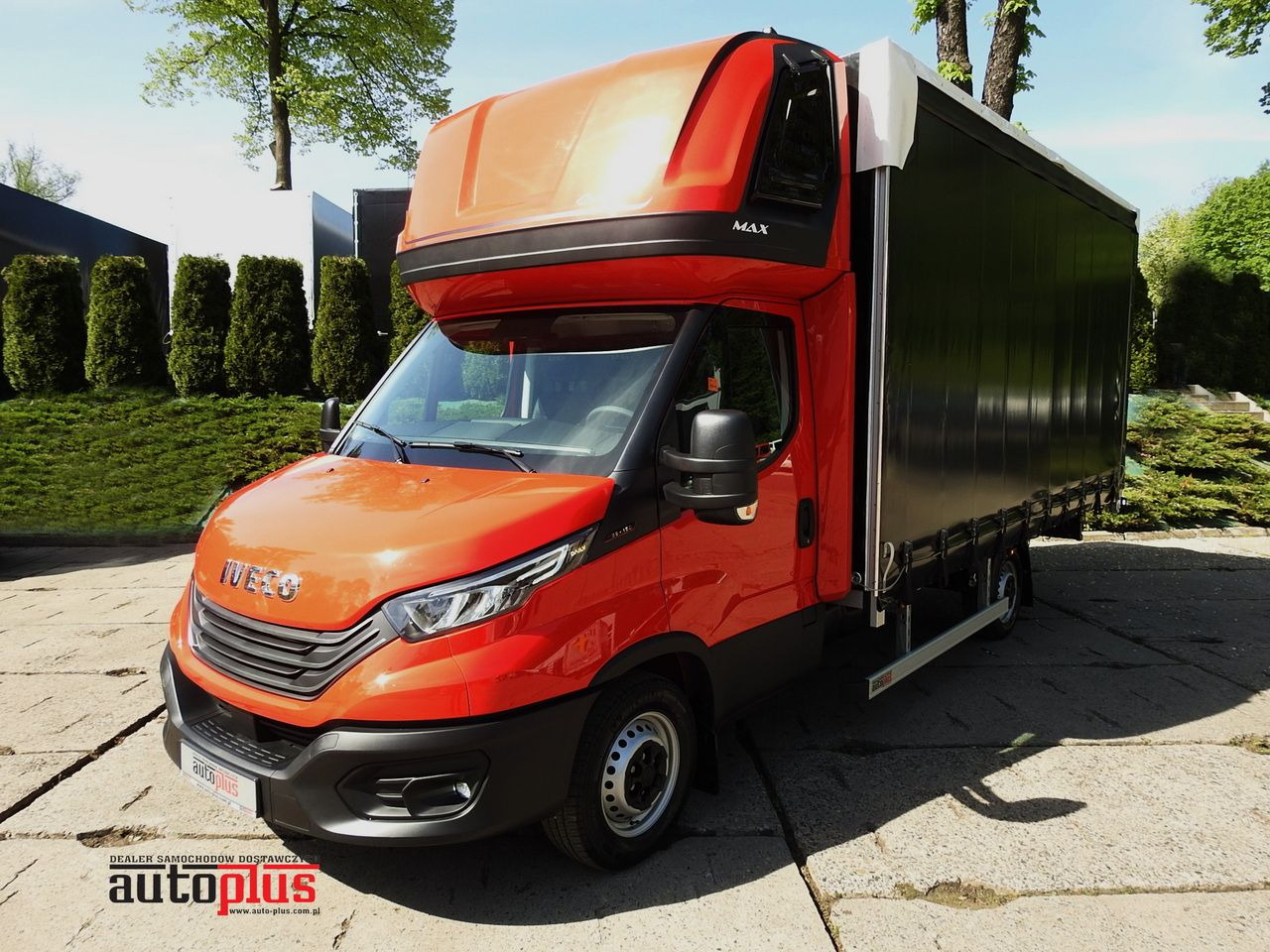 IVECO DAILY NEW TARPAULIN 10 PALLETS WEBASTO CRUISE CONTROL NAVIGATION AIR CONDITIONING LED LIGHTS 180HP - Furgoneta con lona: foto 1 IVECO DAILY NEW TARPAULIN 10 PALLETS WEBASTO CRUISE CONTROL NAVIGATION AIR CONDITIONING LED LIGHTS 180HP - Furgoneta con lona: foto 1