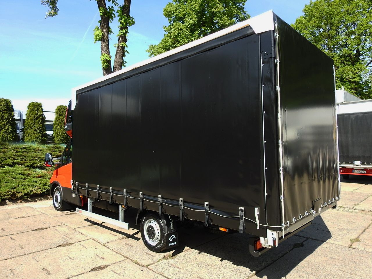 Leasing de IVECO DAILY NEW TARPAULIN 10 PALLETS WEBASTO CRUISE CONTROL NAVIGATION AIR CONDITIONING LED LIGHTS  180HP IVECO DAILY NEW TARPAULIN 10 PALLETS WEBASTO CRUISE CONTROL NAVIGATION AIR CONDITIONING LED LIGHTS  180HP: foto 10