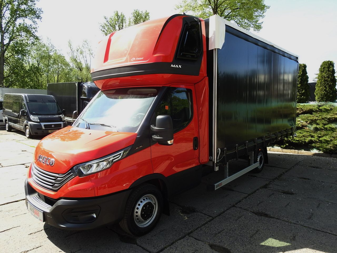 Leasing de IVECO DAILY NEW TARPAULIN 10 PALLETS WEBASTO CRUISE CONTROL NAVIGATION AIR CONDITIONING LED LIGHTS  180HP IVECO DAILY NEW TARPAULIN 10 PALLETS WEBASTO CRUISE CONTROL NAVIGATION AIR CONDITIONING LED LIGHTS  180HP: foto 6
