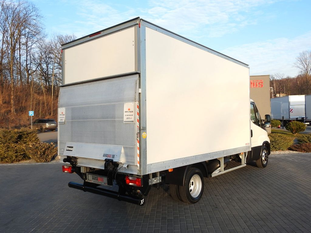 Iveco DAILY 35S16 KOFFER AUFZUG 8 PALETTEN TEMPOMAT - Furgoneta caja cerrada: foto 3 Iveco DAILY 35S16 KOFFER AUFZUG 8 PALETTEN TEMPOMAT - Furgoneta caja cerrada: foto 3