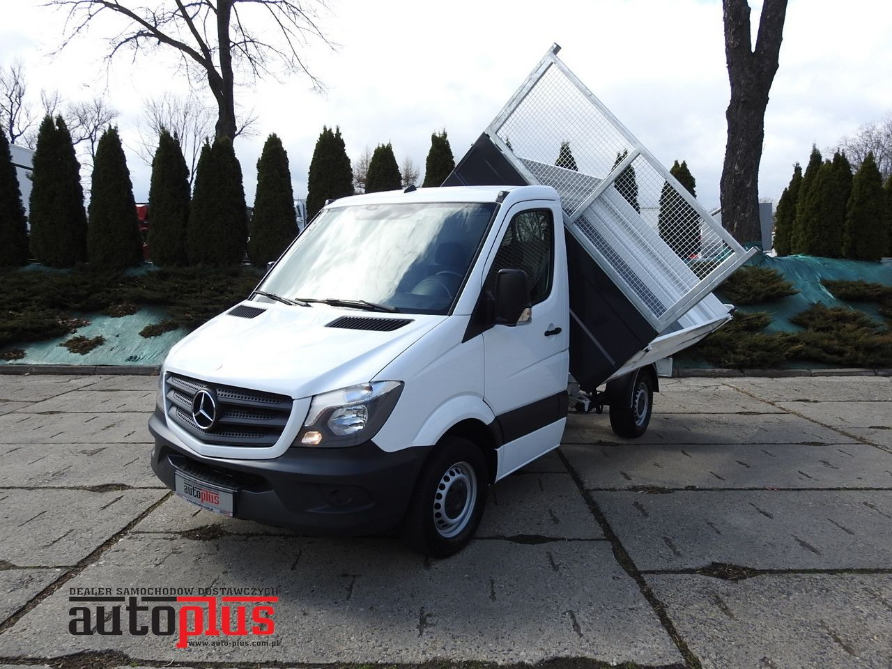 MERCEDES SPRINTER 316 THREE-WAY TIPPER  CRUISE CONTROL AUTOMATIC TRANSMISSION  AIR CONDITIONING  160HP - Furgoneta basculante: foto 1 MERCEDES SPRINTER 316 THREE-WAY TIPPER  CRUISE CONTROL AUTOMATIC TRANSMISSION  AIR CONDITIONING  160HP - Furgoneta basculante: foto 1