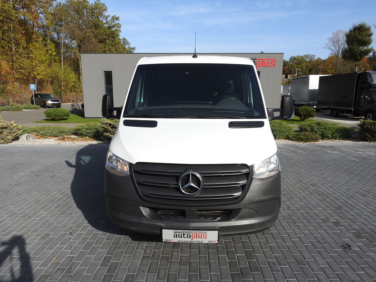 MERCEDES SPRINTER 516 STAKE BODY DOUBLE CABIN DOKA 6 SEATS CRUISE CONTROL AIR CONDITIONING TWIN WHEELS 160HP - Furgoneta combi: foto 5 MERCEDES SPRINTER 516 STAKE BODY DOUBLE CABIN DOKA 6 SEATS CRUISE CONTROL AIR CONDITIONING TWIN WHEELS 160HP - Furgoneta combi: foto 5
