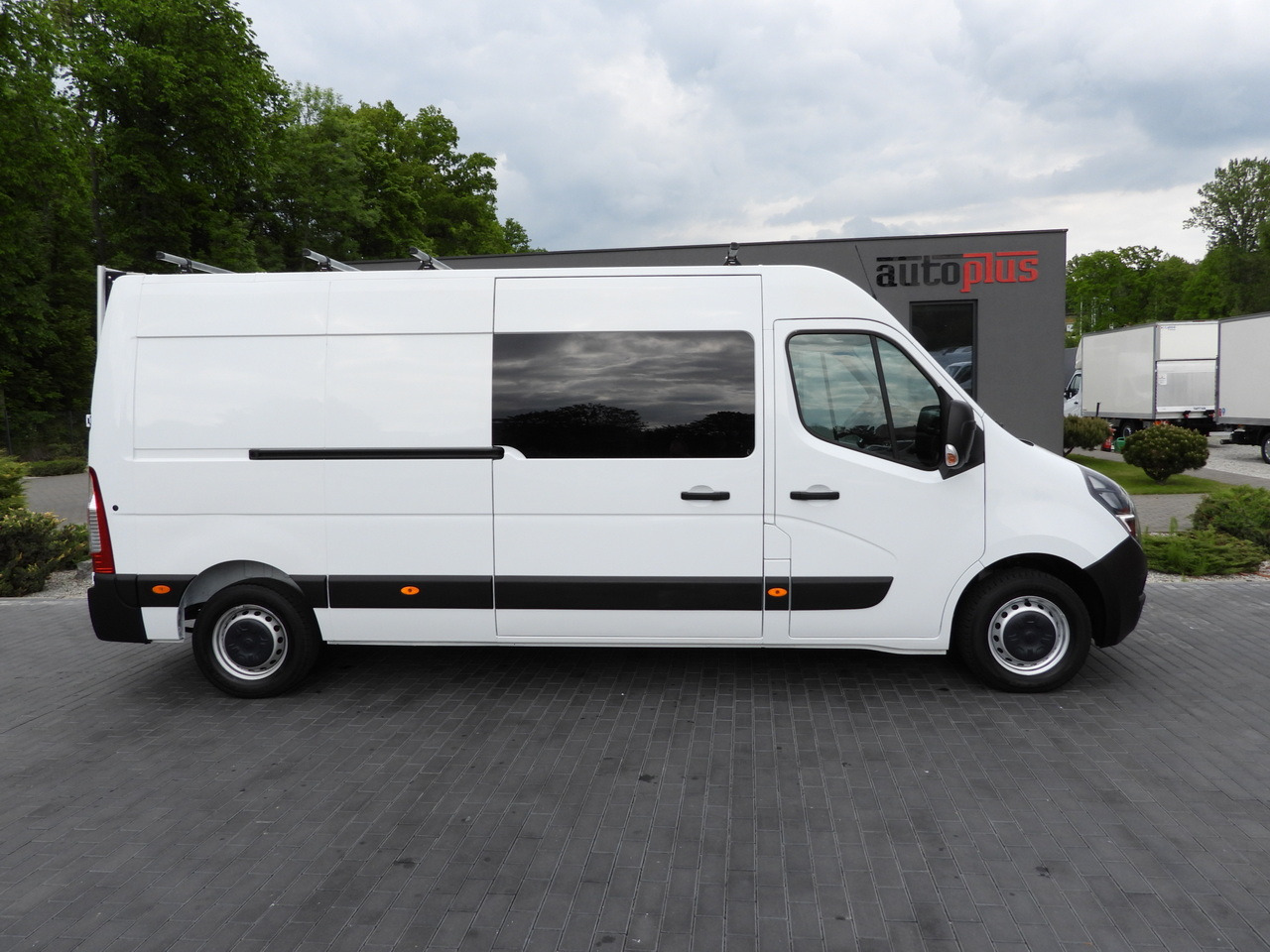 Furgón OPEL MOVANO BOX DELIVERY VAN 7 SEATS CRUISE CONTROL LED LIGHTS AIR CONDITIONING 135HP: foto 7 Furgón OPEL MOVANO BOX DELIVERY VAN 7 SEATS CRUISE CONTROL LED LIGHTS AIR CONDITIONING 135HP: foto 7