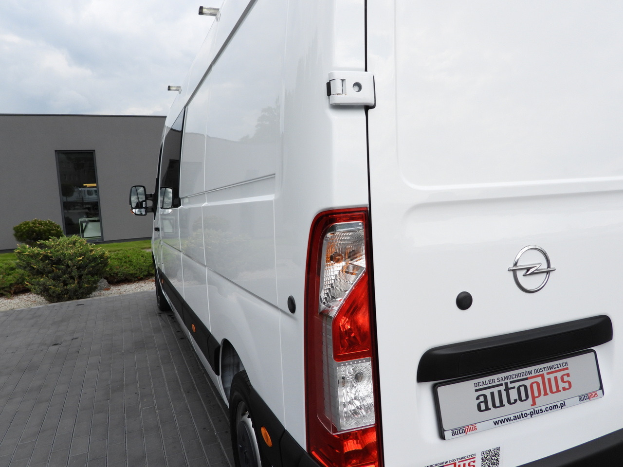 Furgón OPEL MOVANO BOX DELIVERY VAN 7 SEATS CRUISE CONTROL LED LIGHTS AIR CONDITIONING 135HP: foto 16 Furgón OPEL MOVANO BOX DELIVERY VAN 7 SEATS CRUISE CONTROL LED LIGHTS AIR CONDITIONING 135HP: foto 16