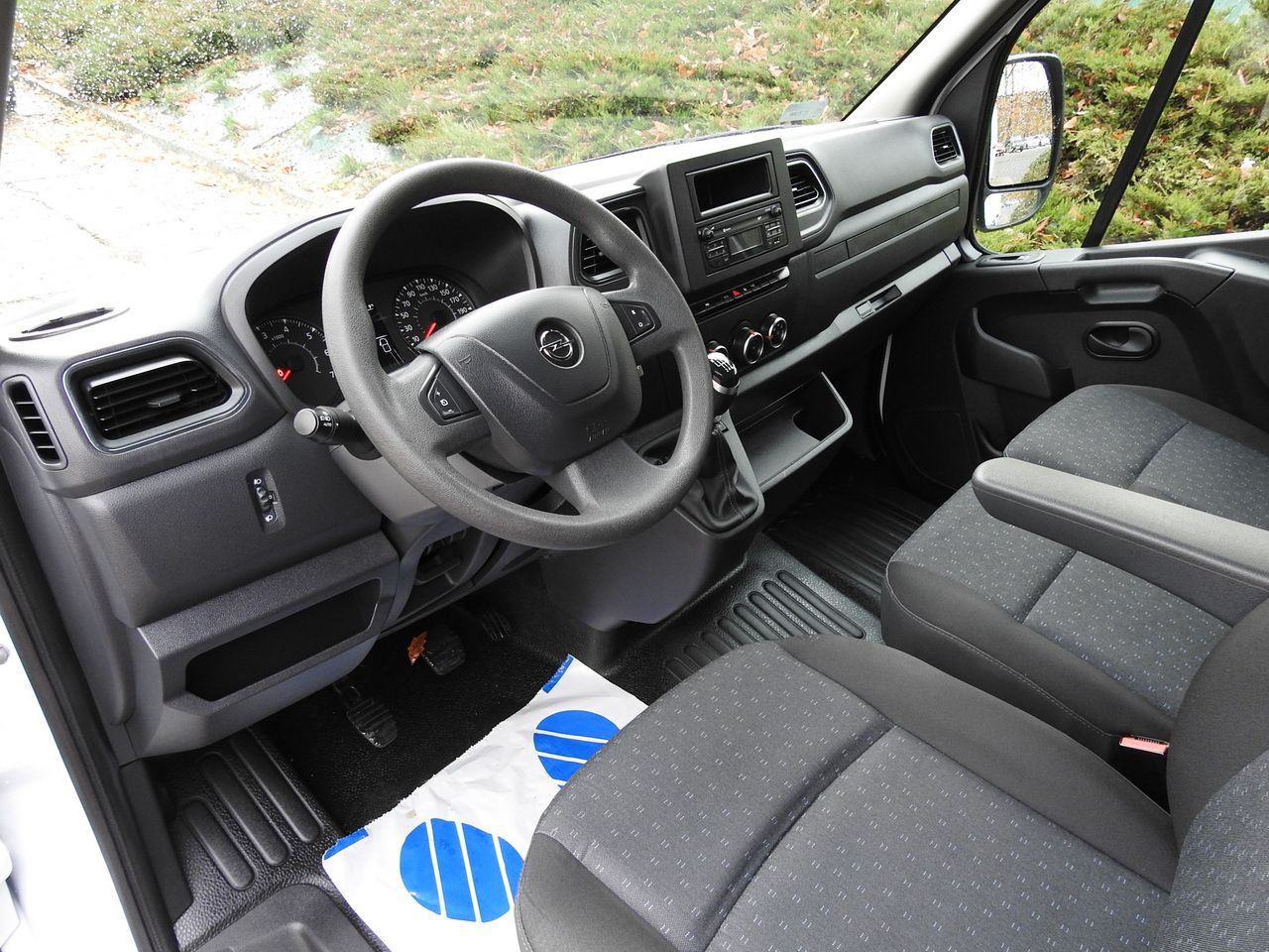 OPEL MOVANO REFRIGERATOR VAN 0*C CRUISE CONTROL LED LIGHTS AIR CONDITIONING 136HP - Furgoneta frigorifica: foto 2 OPEL MOVANO REFRIGERATOR VAN 0*C CRUISE CONTROL LED LIGHTS AIR CONDITIONING 136HP - Furgoneta frigorifica: foto 2