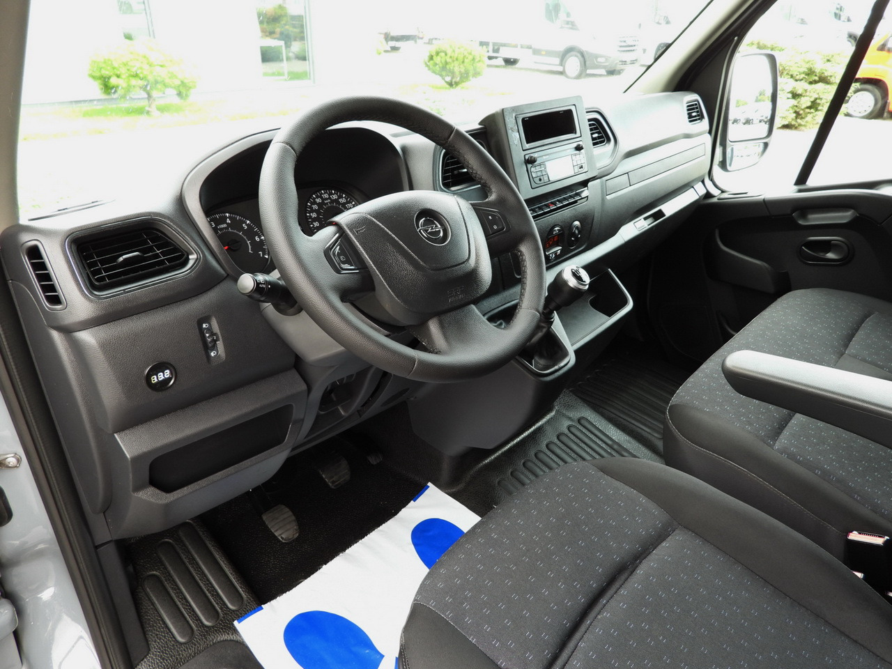 OPEL MOVANO TARPAULIN 10 PALLETS WEBASTO CRUISE CONTROL LED LIGHTS PNEUMATICS AIR CONDITIONING 165HP - Furgoneta con lona: foto 2 OPEL MOVANO TARPAULIN 10 PALLETS WEBASTO CRUISE CONTROL LED LIGHTS PNEUMATICS AIR CONDITIONING 165HP - Furgoneta con lona: foto 2