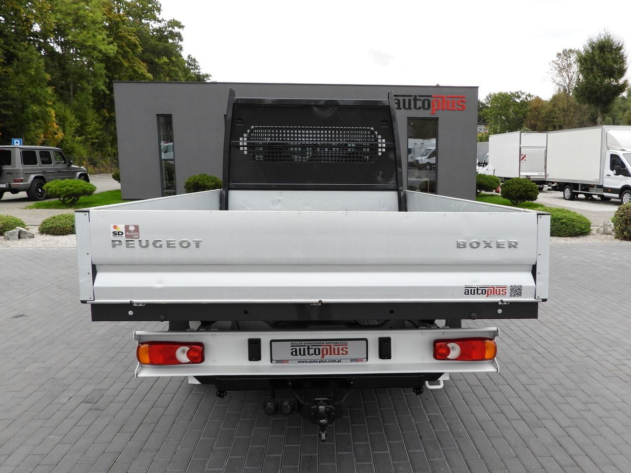 Leasing de PEUGEOT BOXER STAKE BODY DOUBLE CABIN DOKA 7 SEATS CRUISE CONTROL AIR CONDITIONING  140HP PEUGEOT BOXER STAKE BODY DOUBLE CABIN DOKA 7 SEATS CRUISE CONTROL AIR CONDITIONING  140HP: foto 12