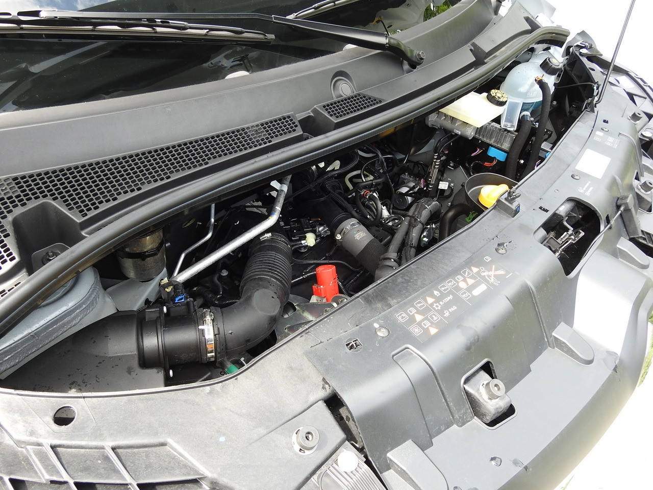 Furgoneta frigorifica RENAULT MASTER NEW REGRIGERATOR BOX -10*C 8 PALLETS CRUISE CONTROL AIR CONDITIONING LED LIGHTS GUARANTEE 165HP: foto 26 Furgoneta frigorifica RENAULT MASTER NEW REGRIGERATOR BOX -10*C 8 PALLETS CRUISE CONTROL AIR CONDITIONING LED LIGHTS GUARANTEE 165HP: foto 26