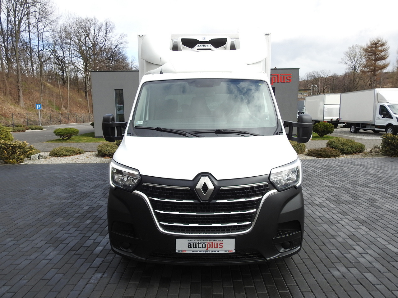 RENAULT MASTER  REGRIGERATOR BOX 0*C LED LIGHTS AIR CONDITIONING  145HP - Furgoneta frigorifica: foto 5 RENAULT MASTER  REGRIGERATOR BOX 0*C LED LIGHTS AIR CONDITIONING  145HP - Furgoneta frigorifica: foto 5