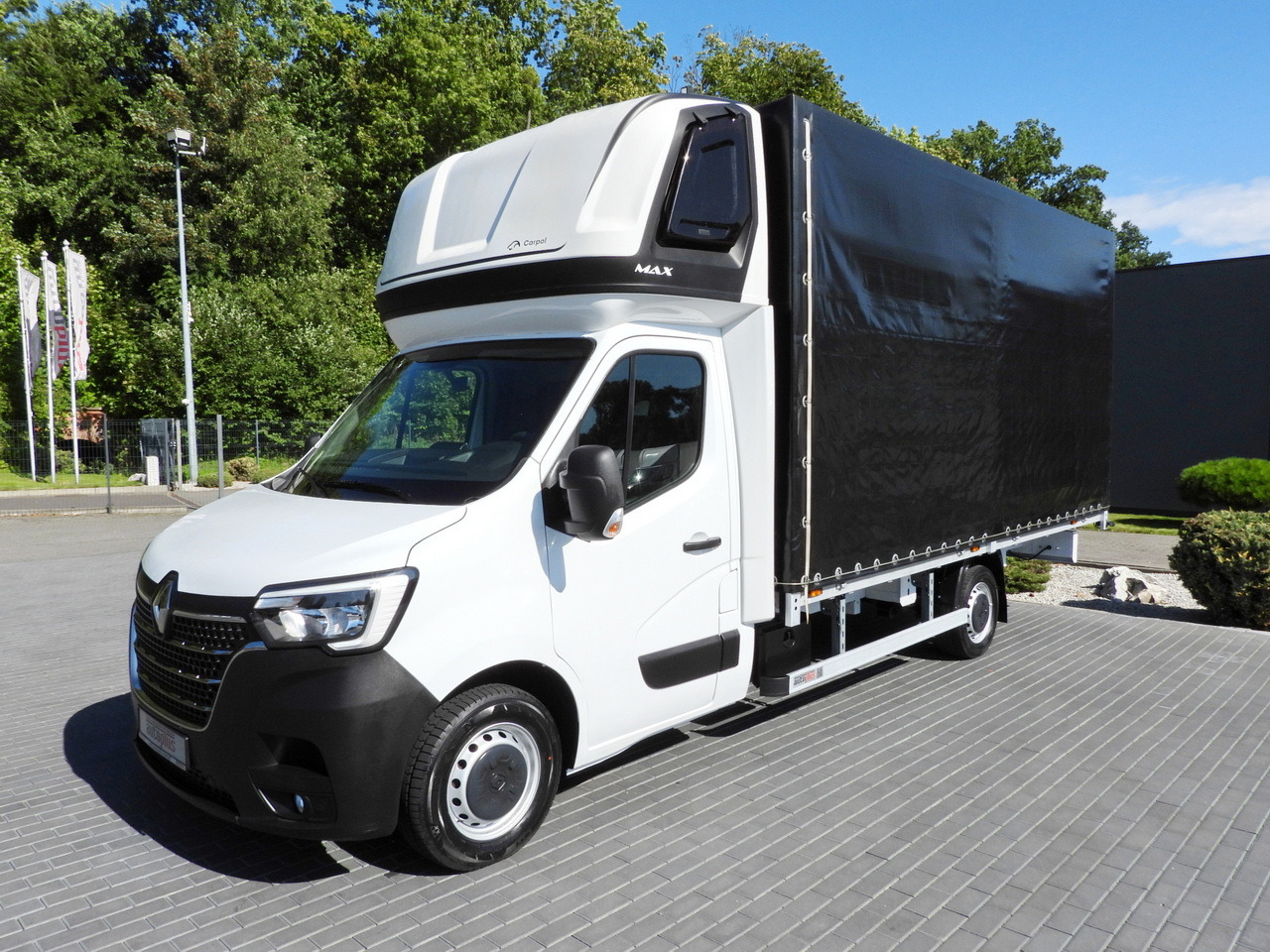 Furgoneta con lona RENAULT MASTER TARPAULIN 10 PALLETS WEBASTO CRUISE CONTROL LED LIGHTS AIR CONDITIONING 165HP: foto 6 Furgoneta con lona RENAULT MASTER TARPAULIN 10 PALLETS WEBASTO CRUISE CONTROL LED LIGHTS AIR CONDITIONING 165HP: foto 6