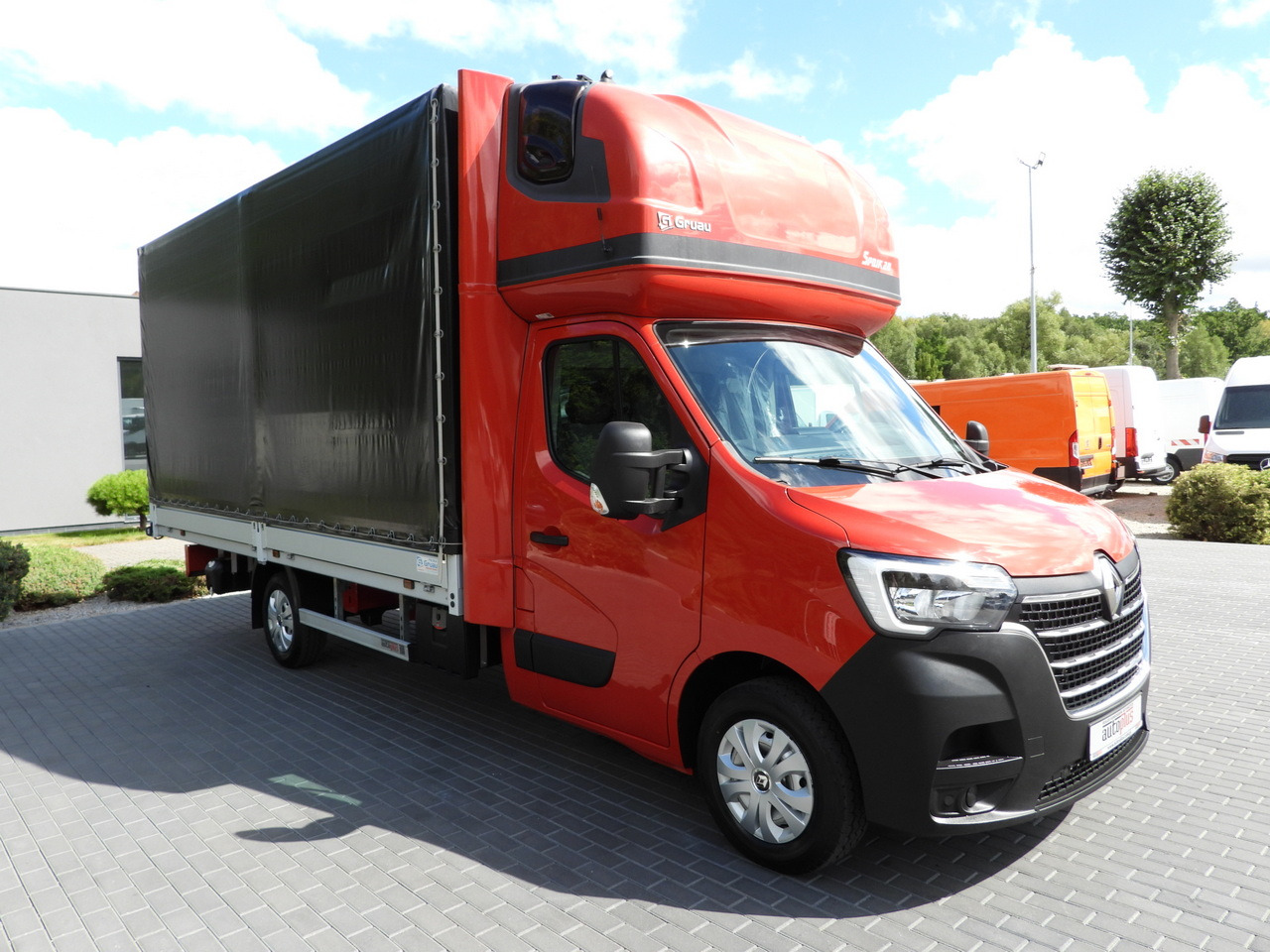 RENAULT MASTER TARPAULIN 10 PALLETS WEBASTO CRUISE CONTROL LED LIGHTS AIR CONDITIONING 165HP - Furgoneta con lona: foto 4 RENAULT MASTER TARPAULIN 10 PALLETS WEBASTO CRUISE CONTROL LED LIGHTS AIR CONDITIONING 165HP - Furgoneta con lona: foto 4
