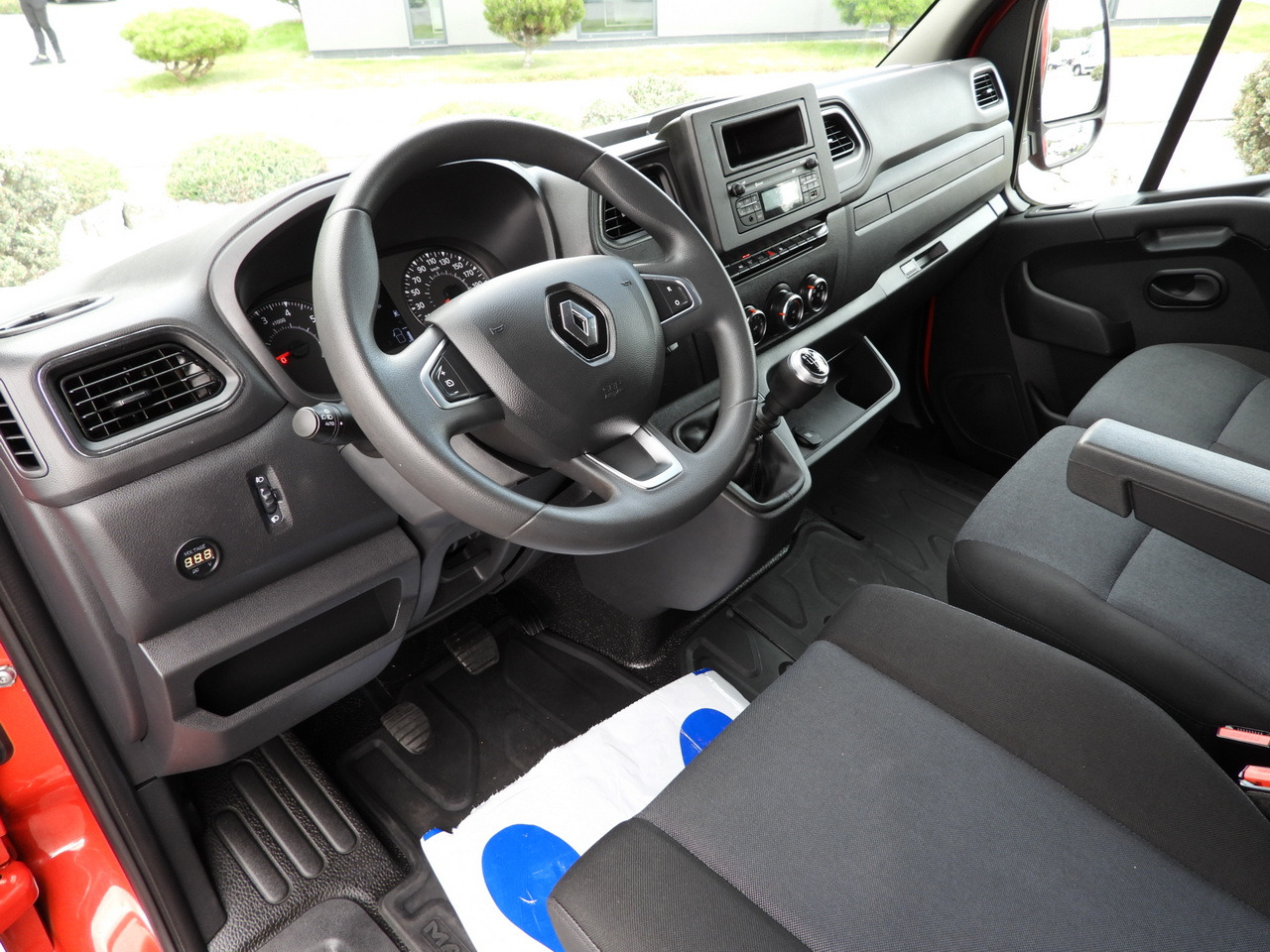 RENAULT MASTER TARPAULIN 10 PALLETS WEBASTO CRUISE CONTROL LED LIGHTS AIR CONDITIONING 165HP - Furgoneta con lona: foto 2 RENAULT MASTER TARPAULIN 10 PALLETS WEBASTO CRUISE CONTROL LED LIGHTS AIR CONDITIONING 165HP - Furgoneta con lona: foto 2