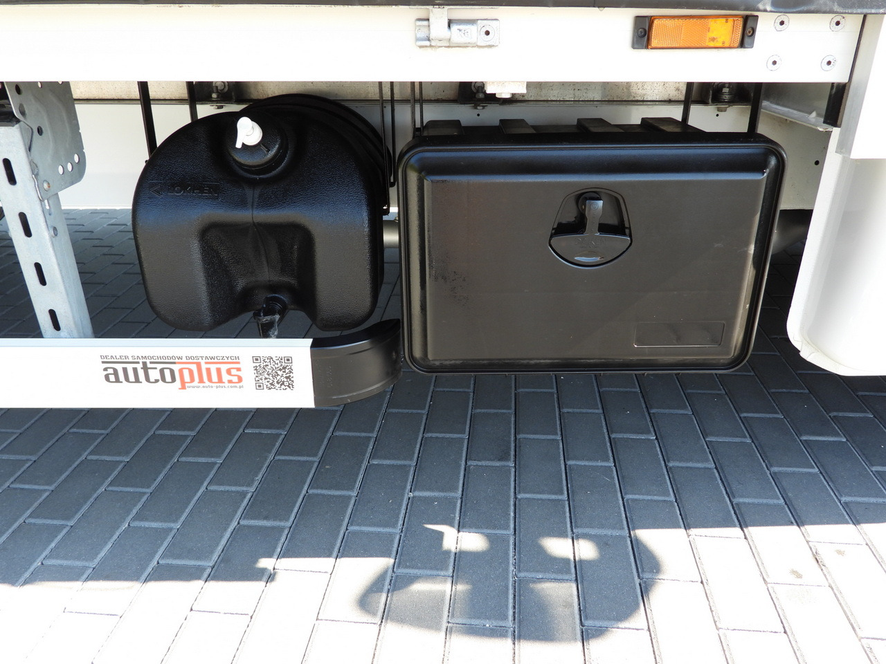 Furgoneta con lona RENAULT MASTER TARPAULIN 10 PALLETS WEBASTO CRUISE CONTROL LED LIGHTS AIR CONDITIONING 165HP: foto 21 Furgoneta con lona RENAULT MASTER TARPAULIN 10 PALLETS WEBASTO CRUISE CONTROL LED LIGHTS AIR CONDITIONING 165HP: foto 21