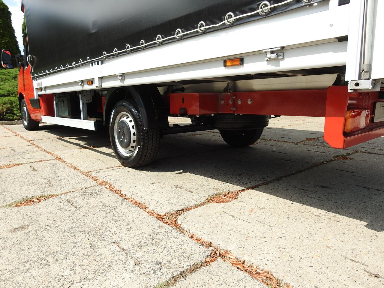 Furgoneta con lona RENAULT MASTER TARPAULIN 10 PALLETS WEBASTO CRUISE CONTROL LED LIGHTS PNEUMATICS AIR CONDITIONING  165HP: foto 15