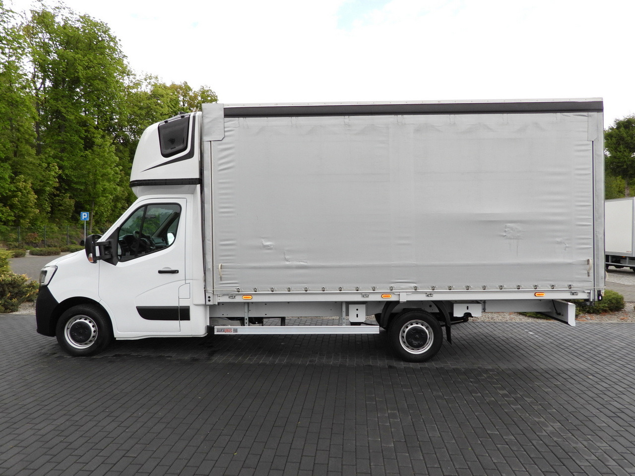 Furgoneta con lona RENAULT MASTER  TARPAULIN 10 PALLETS WEBASTO CRUISE CONTROL LED LIGHTS PNEUMATICS AIR CONDITIONING  165HP: foto 9