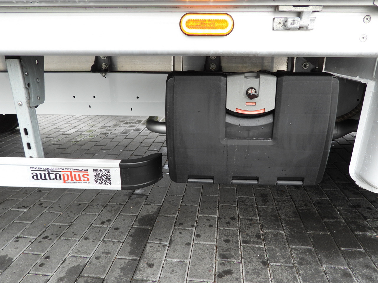 Furgoneta con lona RENAULT MASTER  TARPAULIN 10 PALLETS WEBASTO CRUISE CONTROL LED LIGHTS PNEUMATICS AIR CONDITIONING  165HP: foto 21