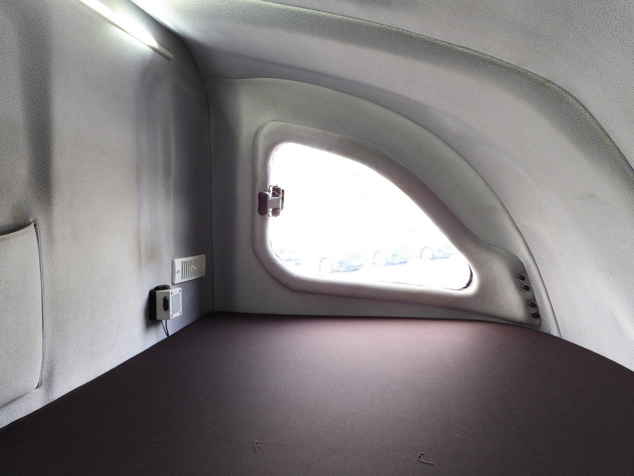 Furgoneta con lona RENAULT MASTER TARPAULIN 10 PALLETS WEBASTO CRUISE CONTROL LED LIGHTS PNEUMATICS AIR CONDITIONING  165HP: foto 40