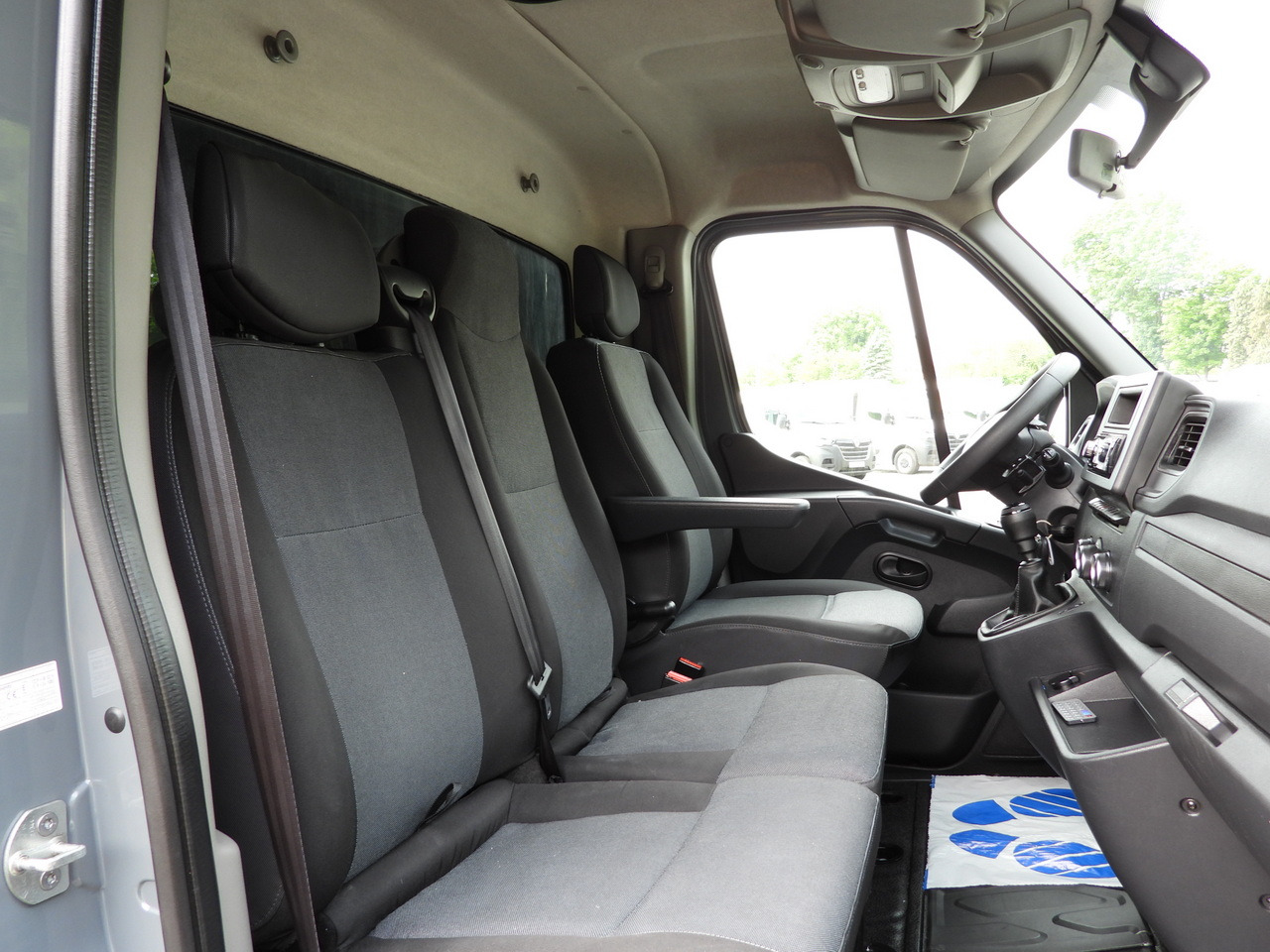 Furgoneta con lona RENAULT MASTER TARPAULIN 10 PALLETS WEBASTO CRUISE CONTROL LED LIGHTS PNEUMATICS AIR CONDITIONING  165HP: foto 37