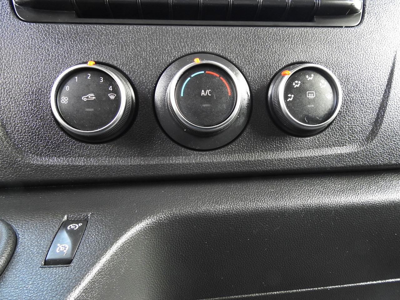 Furgoneta con lona RENAULT MASTER  TARPAULIN 10 PALLETS WEBASTO CRUISE CONTROL LED LIGHTS PNEUMATICS AIR CONDITIONING  165HP: foto 41