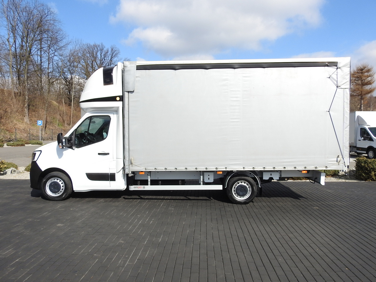 Furgoneta con lona RENAULT MASTER  TARPAULIN 10 PALLETS WEBASTO CRUISE CONTROL LED LIGHTS PNEUMATICS AIR CONDITIONING  165HP: foto 9