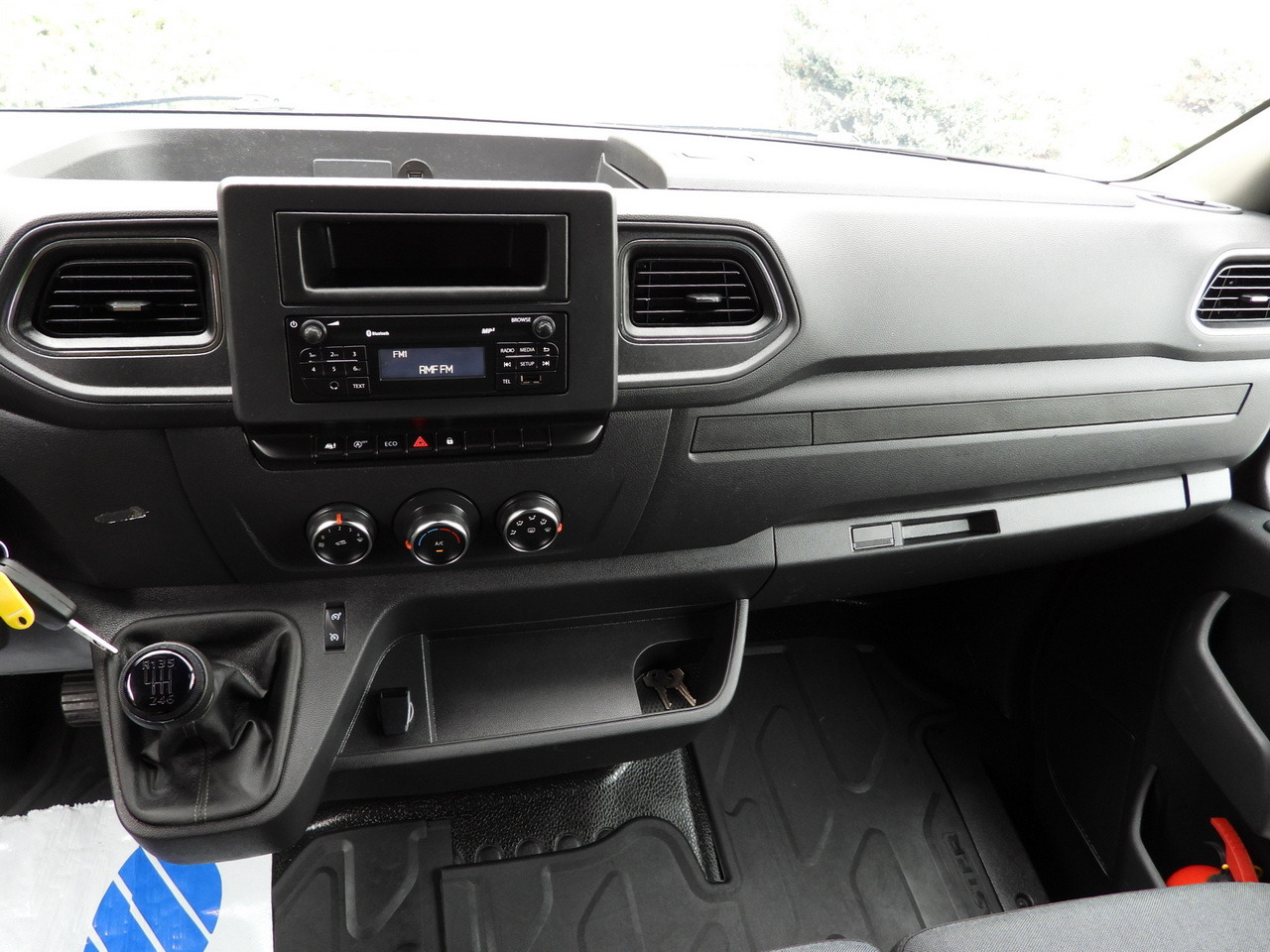 Furgoneta con lona RENAULT MASTER  TARPAULIN 10 PALLETS WEBASTO CRUISE CONTROL LED LIGHTS PNEUMATICS AIR CONDITIONING  165HP: foto 31