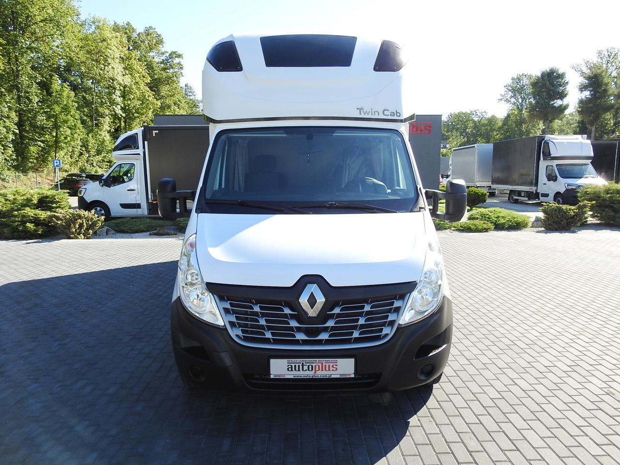 RENAULT MASTER TARPAULIN 8 PALLETS WEBASTO CRUISE CONTROL AIR CONDITIONING PNEUMATICS  170HP - Furgoneta con lona: foto 5 RENAULT MASTER TARPAULIN 8 PALLETS WEBASTO CRUISE CONTROL AIR CONDITIONING PNEUMATICS  170HP - Furgoneta con lona: foto 5