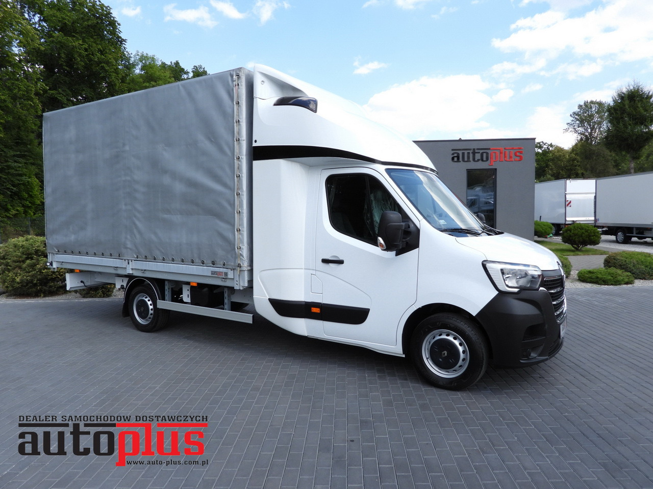 RENAULT MASTER TARPAULIN 8 PALLETS WEBASTO CRUISE CONTROL LED LIGHTS PNEUMATICS AIR CONDITIONING  165HP - Furgoneta con lona: foto 1 RENAULT MASTER TARPAULIN 8 PALLETS WEBASTO CRUISE CONTROL LED LIGHTS PNEUMATICS AIR CONDITIONING  165HP - Furgoneta con lona: foto 1