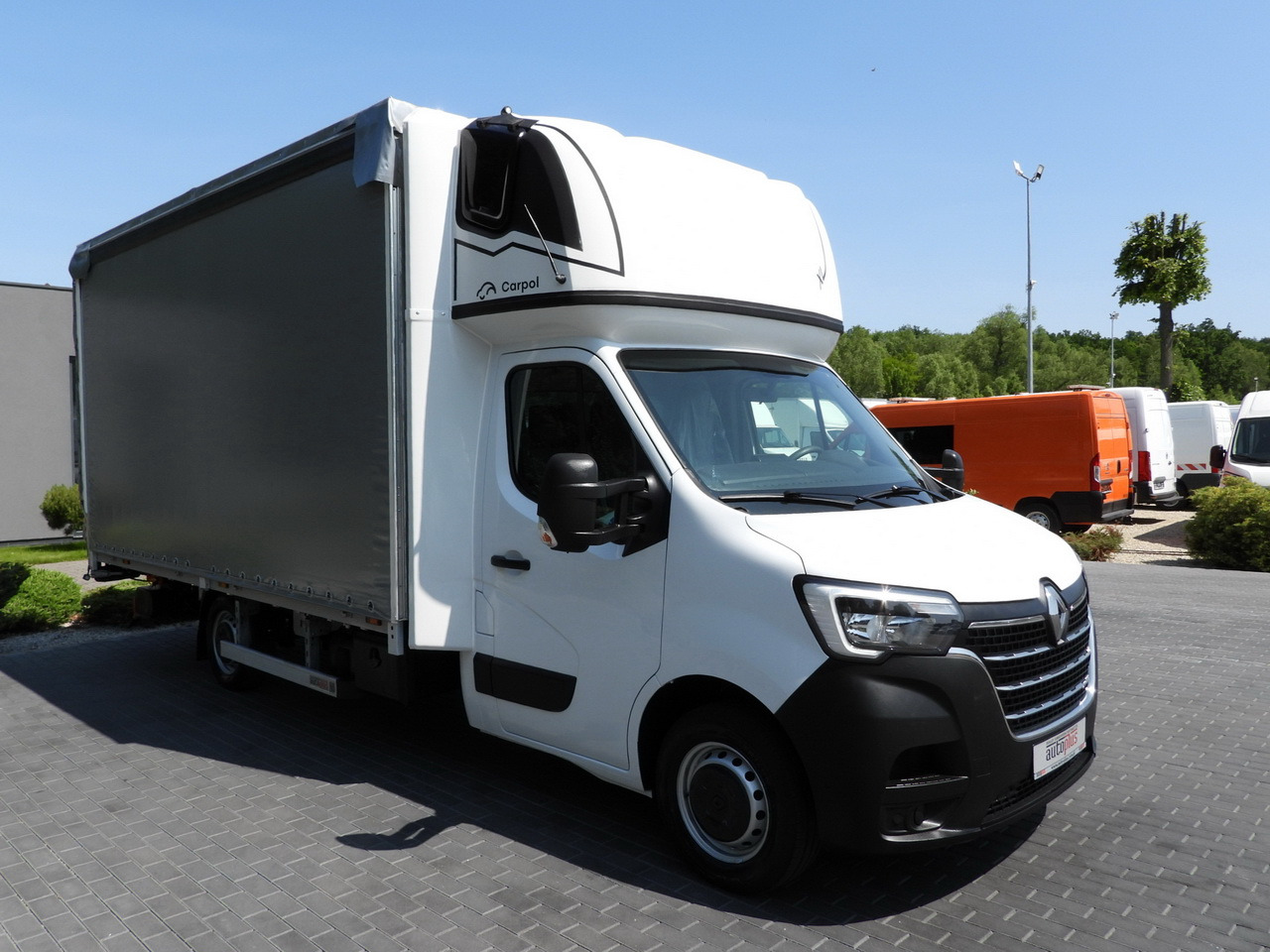 RENAULT MASTER TARPAULIN LIFT 10 PALLETS WEBASTO CRUISE CONTROL LED LIGHTS PNEUMATICS AIR CONDITIONING 165HP - Furgoneta con lona: foto 4 RENAULT MASTER TARPAULIN LIFT 10 PALLETS WEBASTO CRUISE CONTROL LED LIGHTS PNEUMATICS AIR CONDITIONING 165HP - Furgoneta con lona: foto 4