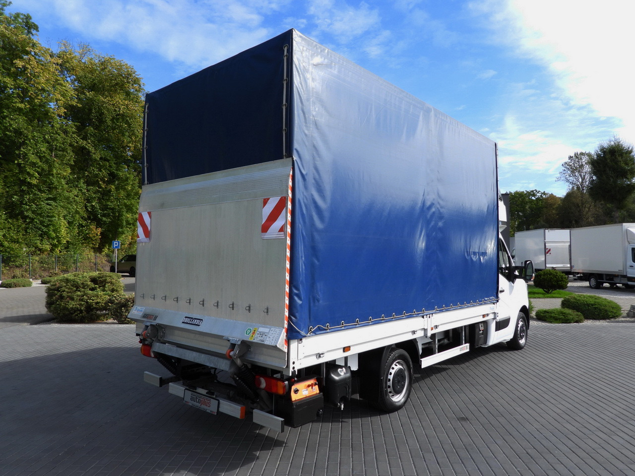 RENAULT MASTER TARPAULIN LIFT 9 PALLETS WEBASTO CRUISE CONTROL LED LIGHTS PNEUMATICS AIR CONDITIONING 165HP - Furgoneta con lona: foto 3 RENAULT MASTER TARPAULIN LIFT 9 PALLETS WEBASTO CRUISE CONTROL LED LIGHTS PNEUMATICS AIR CONDITIONING 165HP - Furgoneta con lona: foto 3