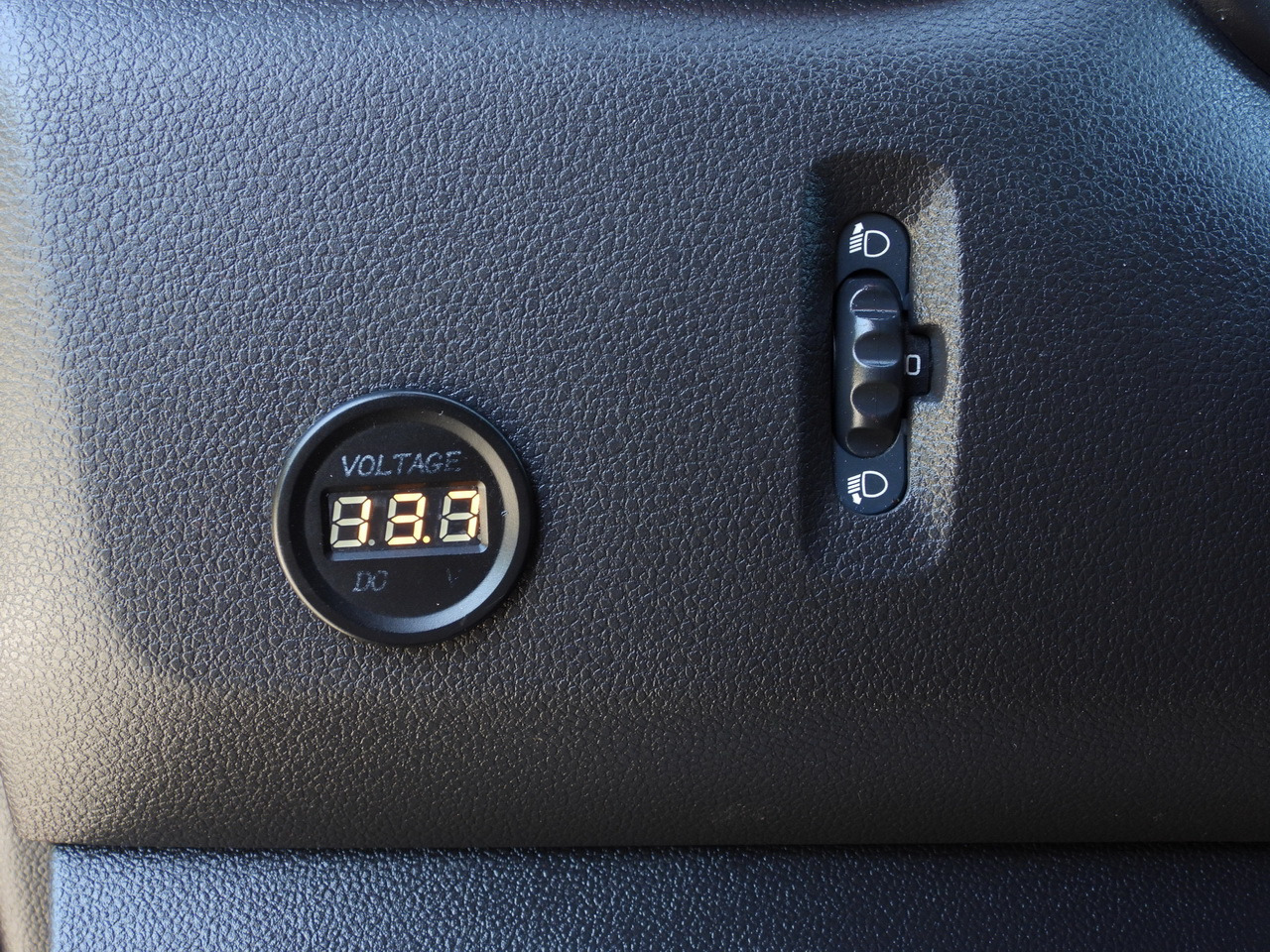 Furgoneta con lona RENAULT MASTER TARPAULIN WEBASTO CRUISE CONTROL LED LIGHTS PNEUMATICS AIR CONDITIONING 165HP: foto 39 Furgoneta con lona RENAULT MASTER TARPAULIN WEBASTO CRUISE CONTROL LED LIGHTS PNEUMATICS AIR CONDITIONING 165HP: foto 39