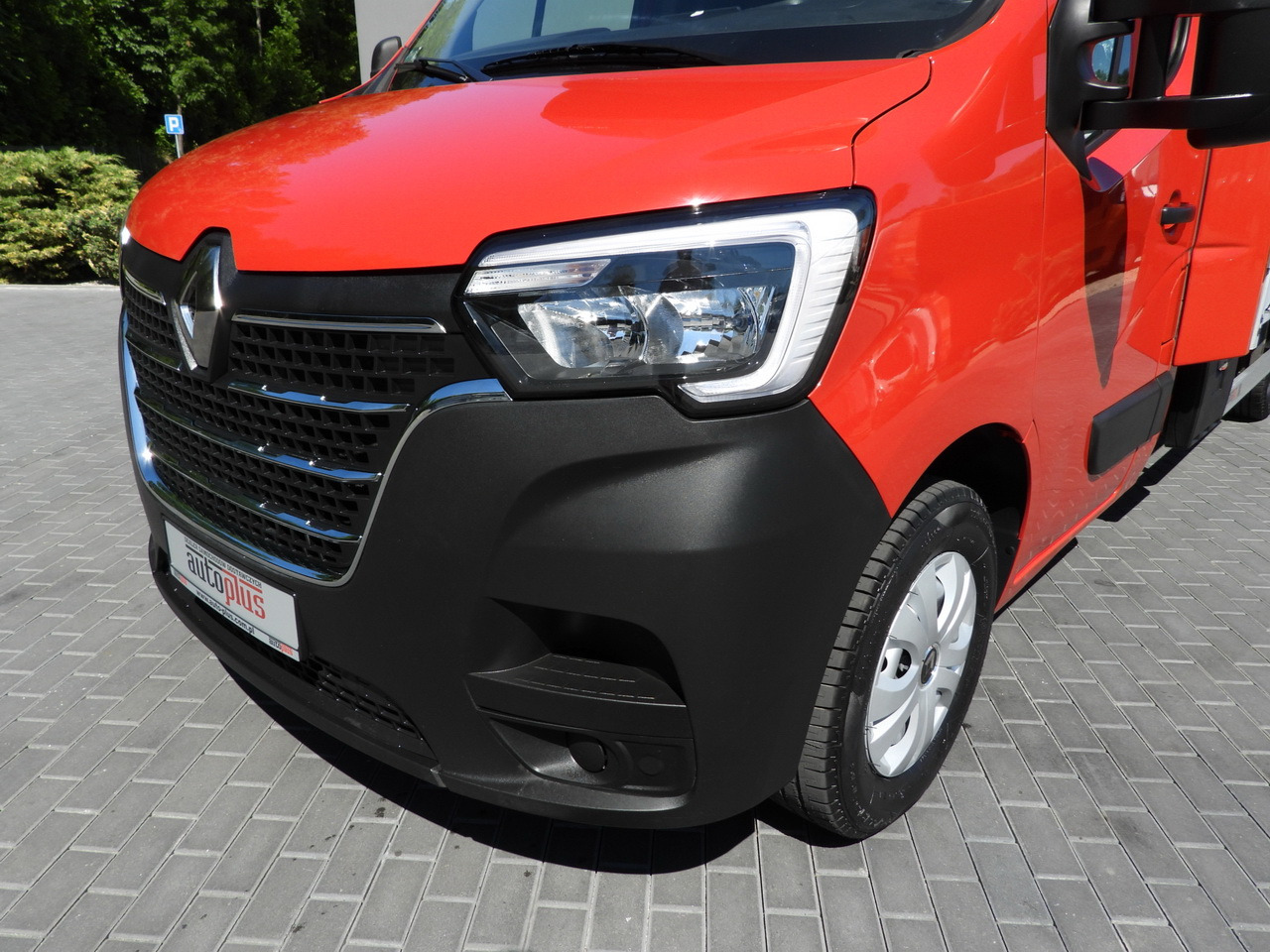 Furgoneta con lona RENAULT MASTER TARPAULIN WEBASTO CRUISE CONTROL LED LIGHTS PNEUMATICS AIR CONDITIONING 165HP: foto 15 Furgoneta con lona RENAULT MASTER TARPAULIN WEBASTO CRUISE CONTROL LED LIGHTS PNEUMATICS AIR CONDITIONING 165HP: foto 15